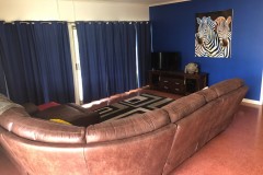 loungeroom-lounge
